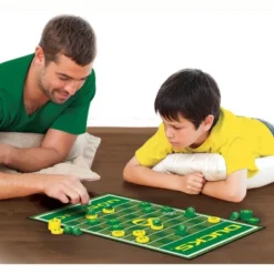 MasterPieces Officially Licensed NCAA Oregon Ducks Checkers Board Game For Families And Kids Ages 6 And Up -Games and Puzzles Shop GUEST 80cad4c1 b1a7 4c96 8f28 317467dcbfe8